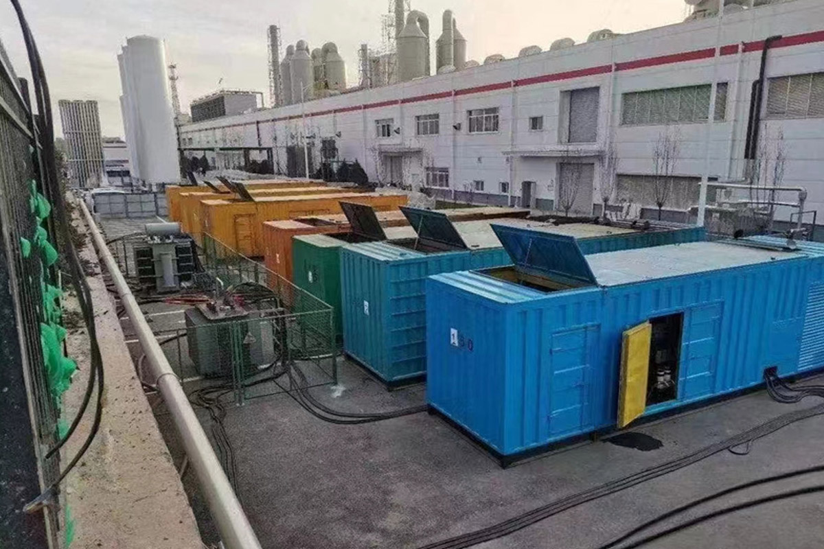 荣昌发电机租赁施工现场